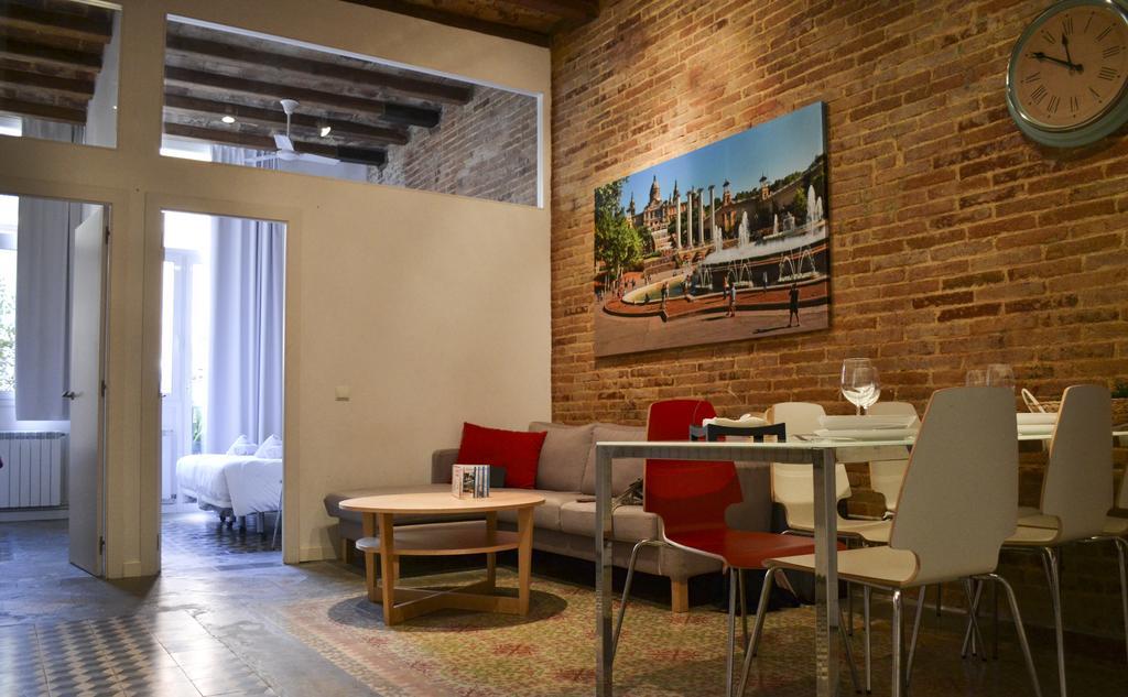 Happy People Plaza Espana Apartments Barcelona Bilik gambar