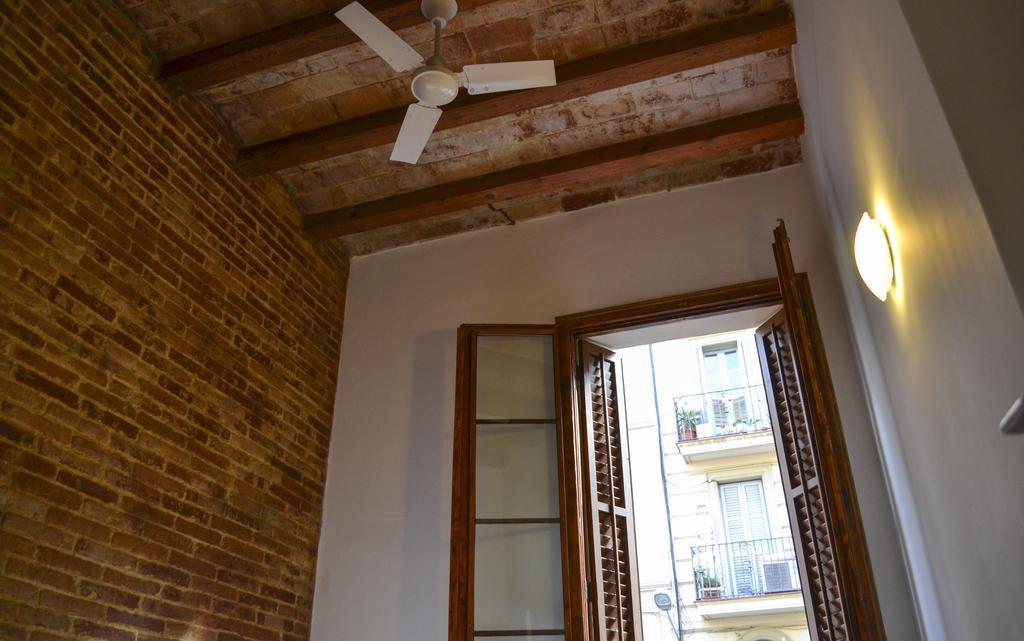 Happy People Plaza Espana Apartments Barcelona Bilik gambar