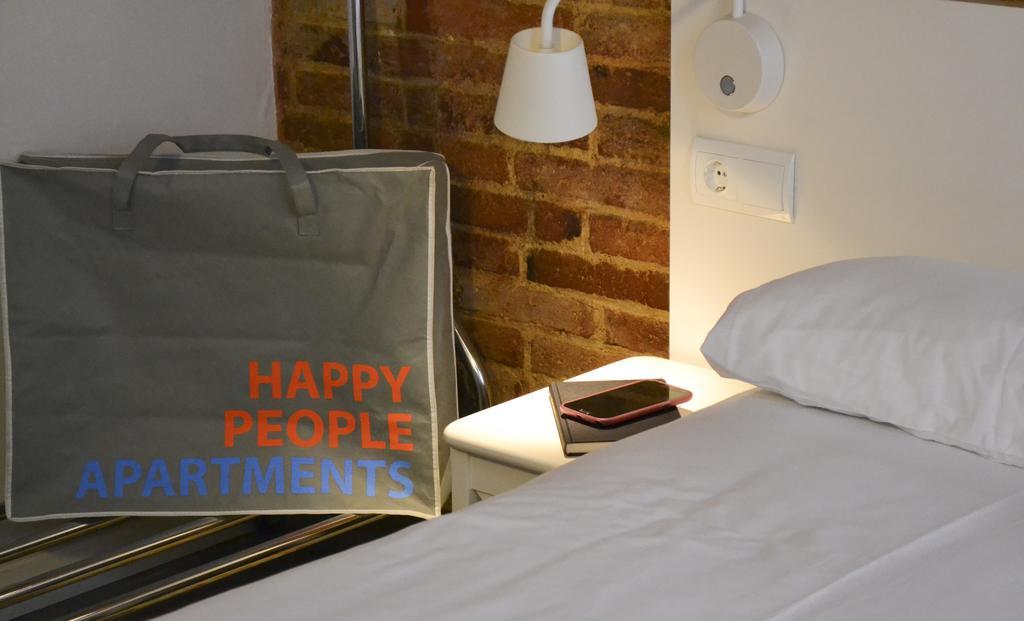 Happy People Plaza Espana Apartments Barcelona Bilik gambar