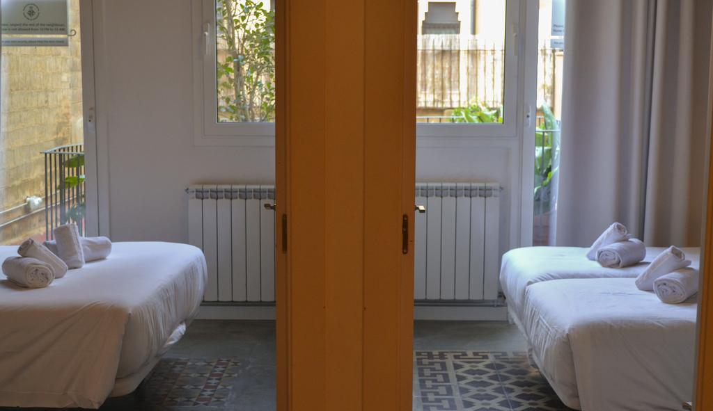 Happy People Plaza Espana Apartments Barcelona Bilik gambar