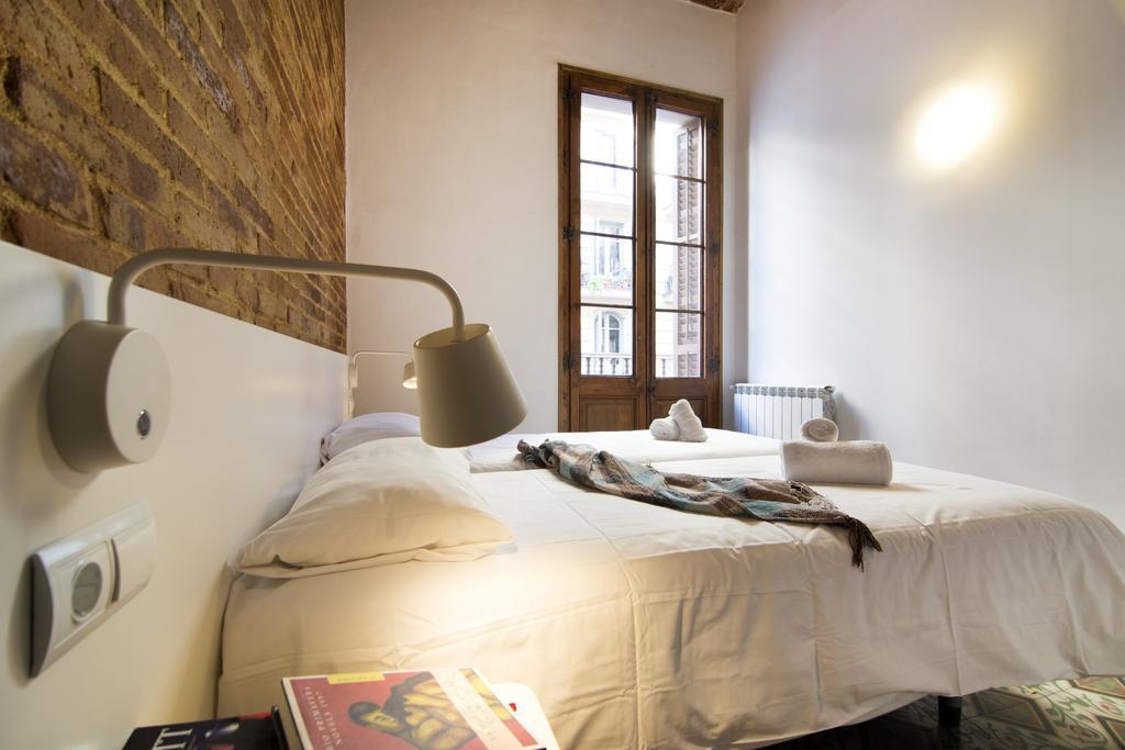 Happy People Plaza Espana Apartments Barcelona Luaran gambar