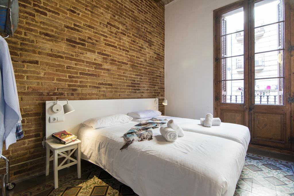 Happy People Plaza Espana Apartments Barcelona Luaran gambar