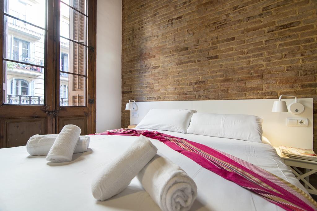 Happy People Plaza Espana Apartments Barcelona Luaran gambar