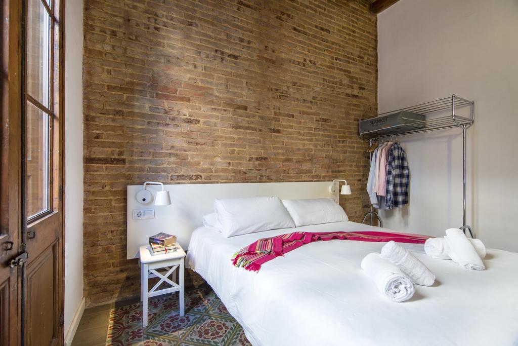 Happy People Plaza Espana Apartments Barcelona Luaran gambar
