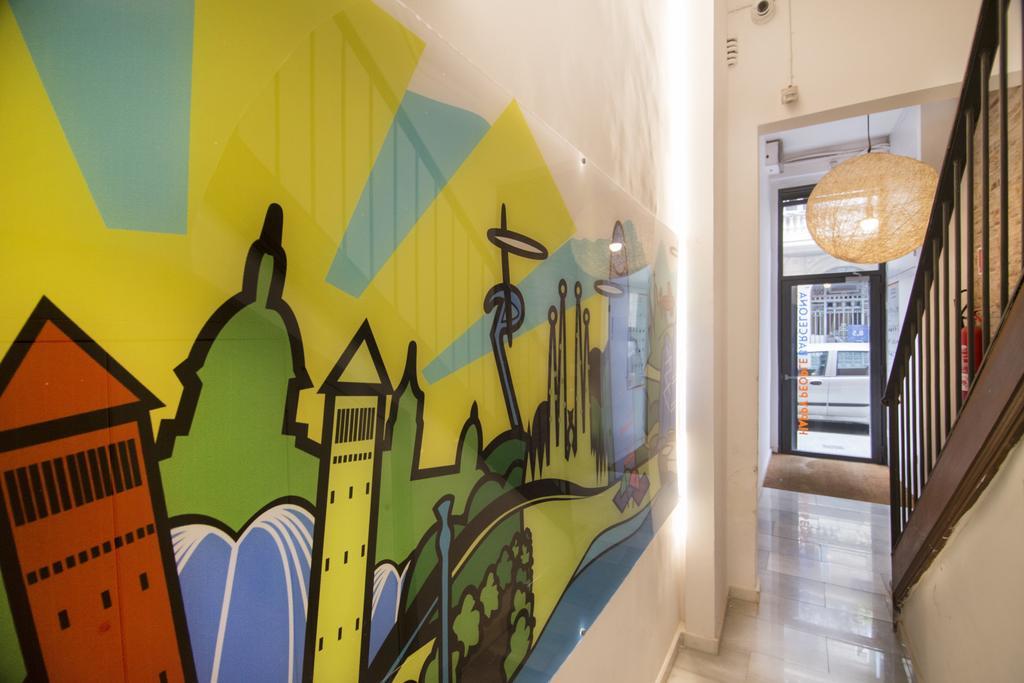 Happy People Plaza Espana Apartments Barcelona Luaran gambar